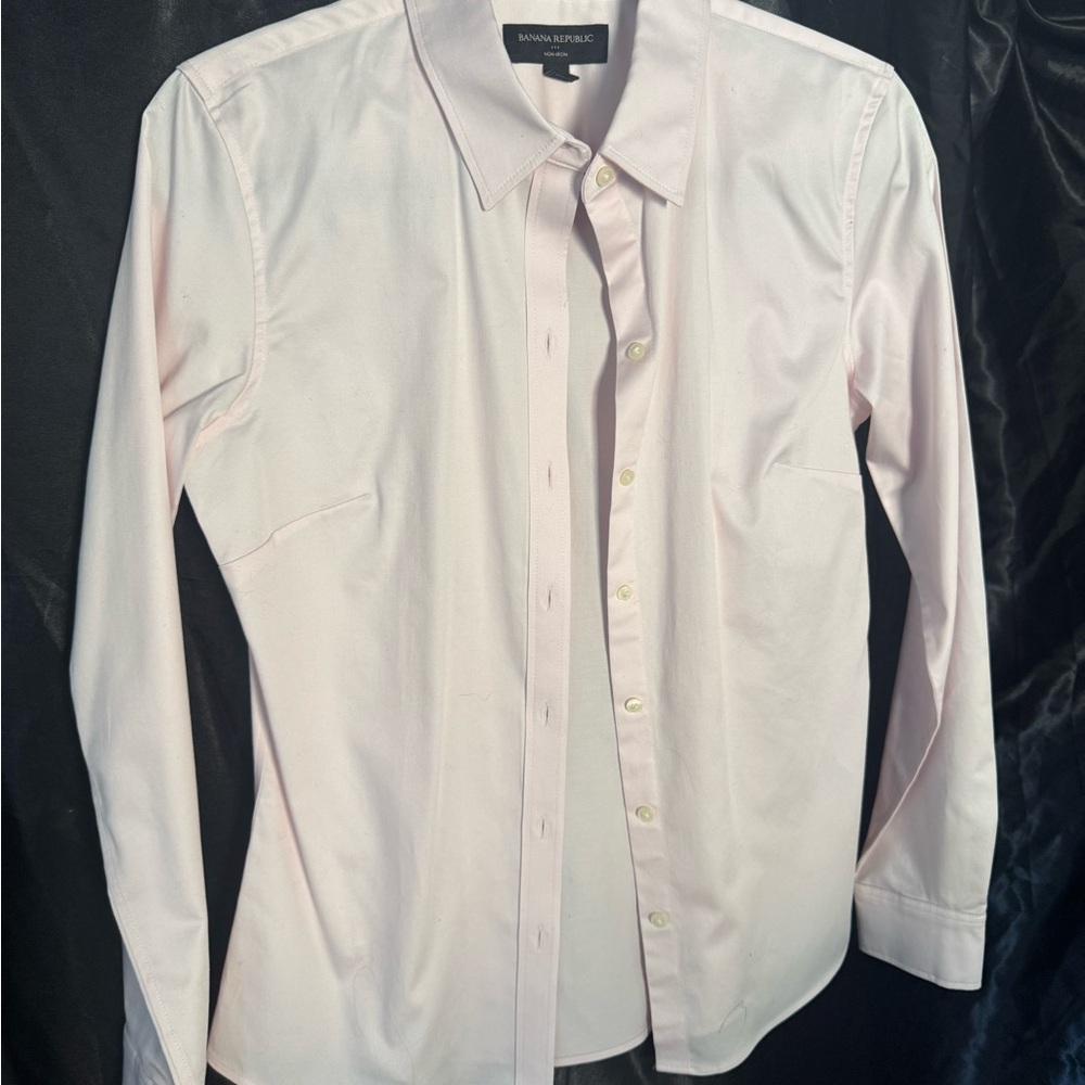 Banana Republic Men's Soft Pink Dress Shirt